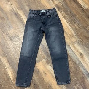 Zara mom Jean